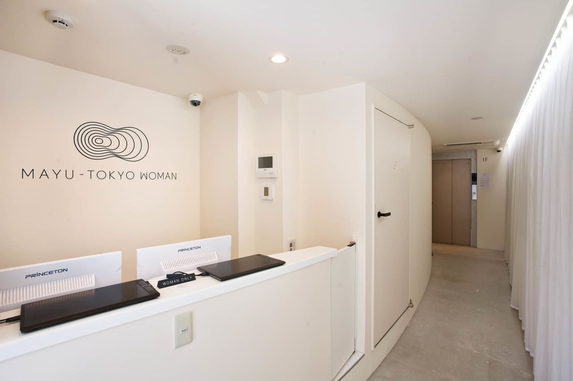 Mayu Tokyo Woman Екстериор снимка